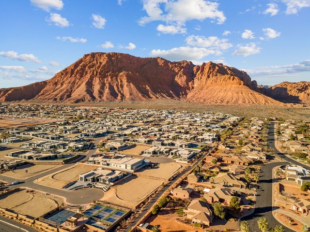 851 E POSADO, Ivins, UT 84738