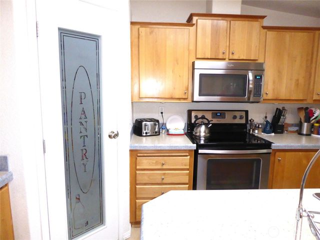 1711 S Delores Place, Port Angeles, WA 98363
