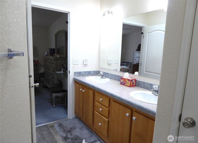 1711 S Delores Place, Port Angeles, WA 98363