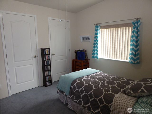 1711 S Delores Place, Port Angeles, WA 98363