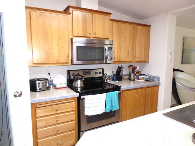 1711 S Delores Place, Port Angeles, WA 98363