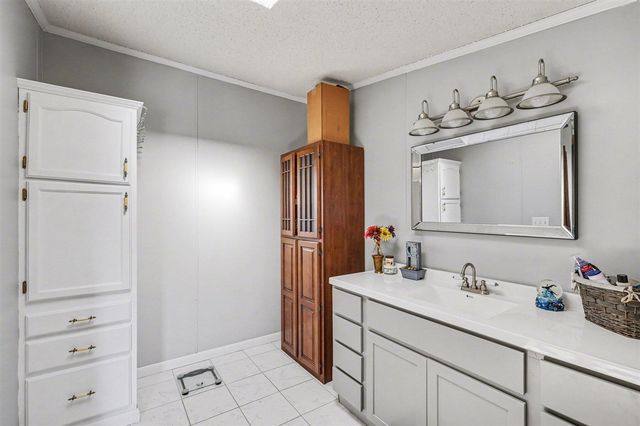 1137 Regina Trail, Wayland, MI 49348