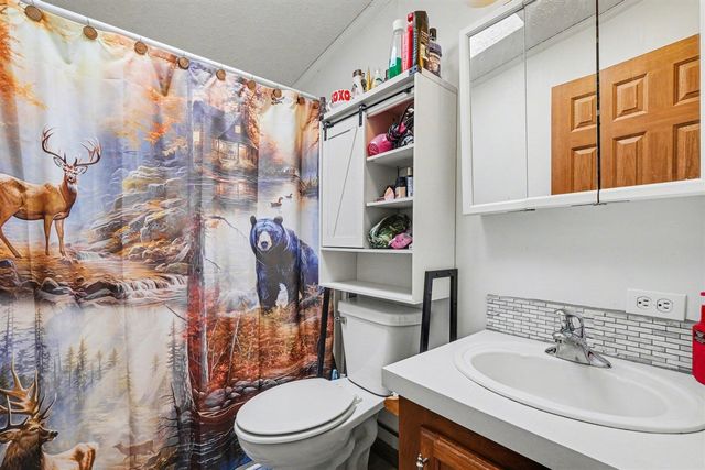 1137 Regina Trail, Wayland, MI 49348