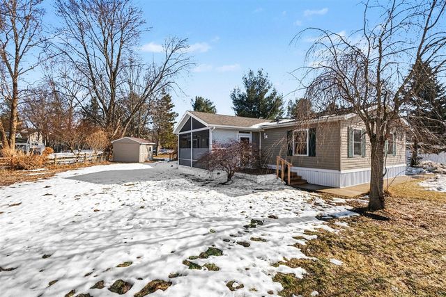 1137 Regina Trail, Wayland, MI 49348