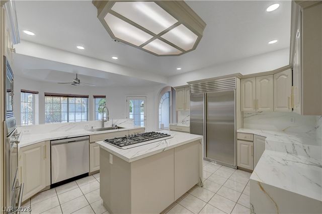 3220 Red Scott Circle, Las Vegas, NV 89117