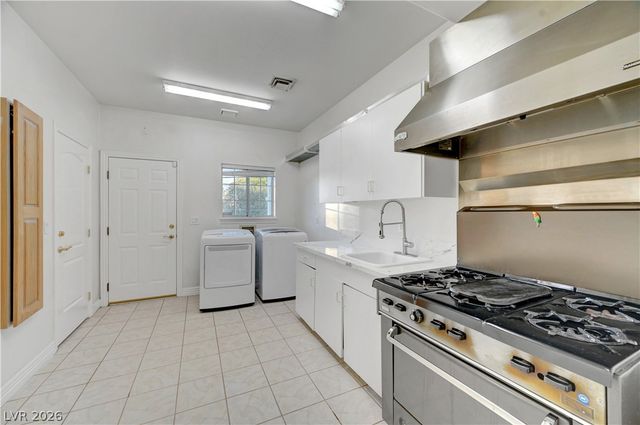 3220 Red Scott Circle, Las Vegas, NV 89117