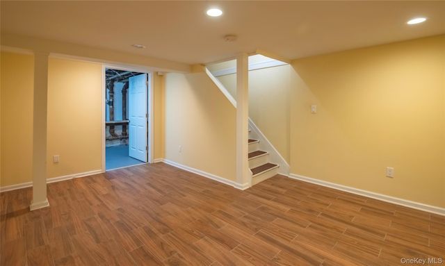 172 Hillside Avenue, Manhasset, NY 11030