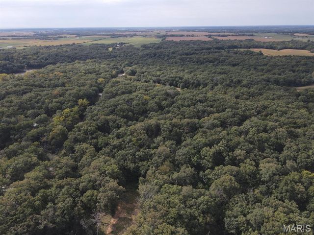 28148 Commanche Trail, Canton, MO 63435