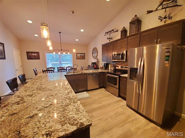 28148 Commanche Trail, Canton, MO 63435