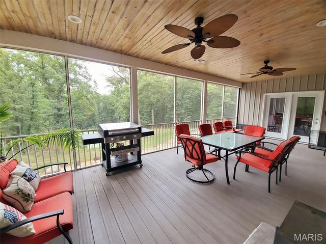 28148 Commanche Trail, Canton, MO 63435