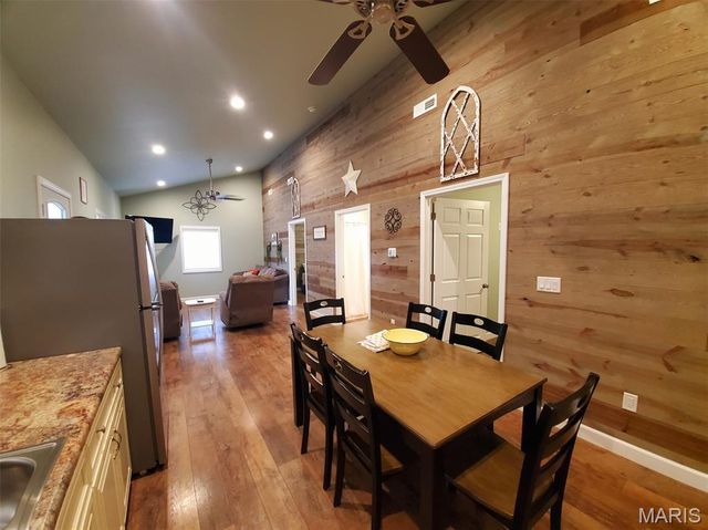 28148 Commanche Trail, Canton, MO 63435