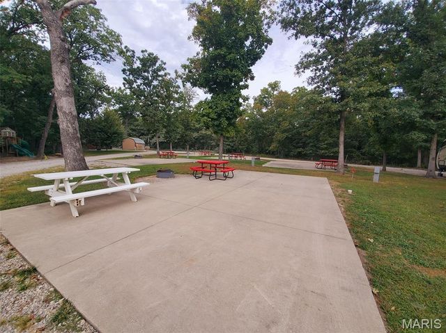 28148 Commanche Trail, Canton, MO 63435