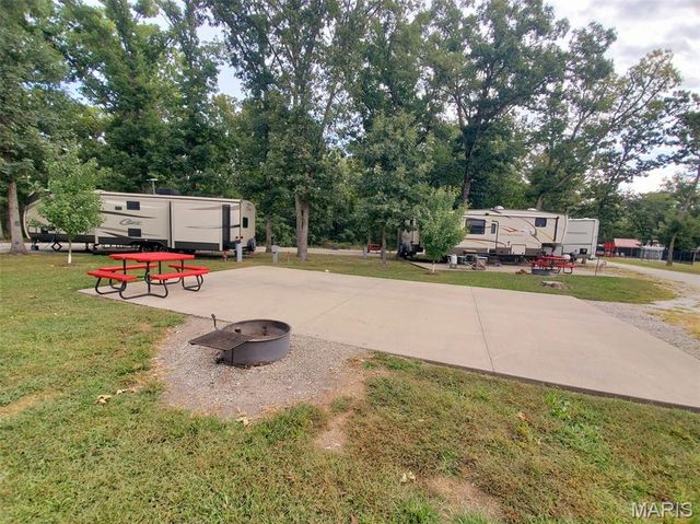 28148 Commanche Trail, Canton, MO 63435