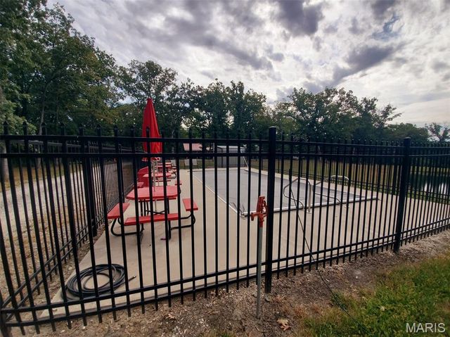 28148 Commanche Trail, Canton, MO 63435