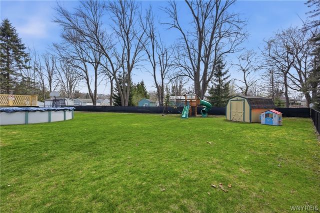 35 Forbes Court, North Tonawanda, NY 14120