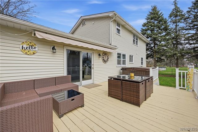 35 Forbes Court, North Tonawanda, NY 14120