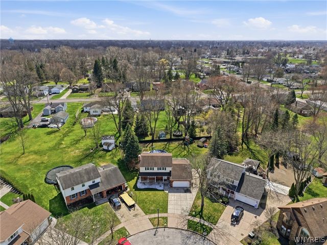 35 Forbes Court, North Tonawanda, NY 14120