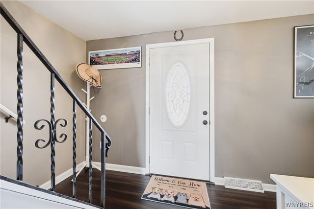 35 Forbes Court, North Tonawanda, NY 14120