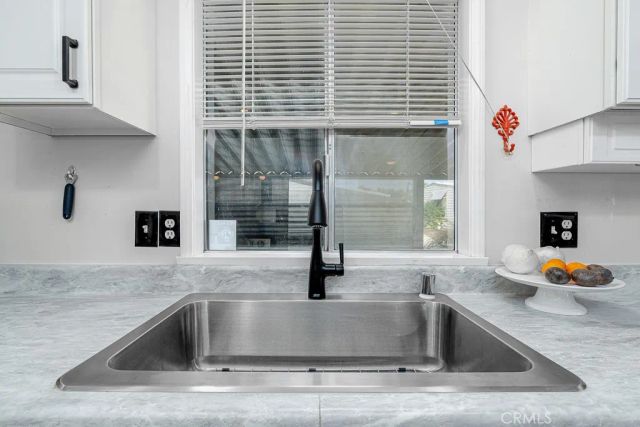 1300 W Menlo 155, Hemet, CA 92543