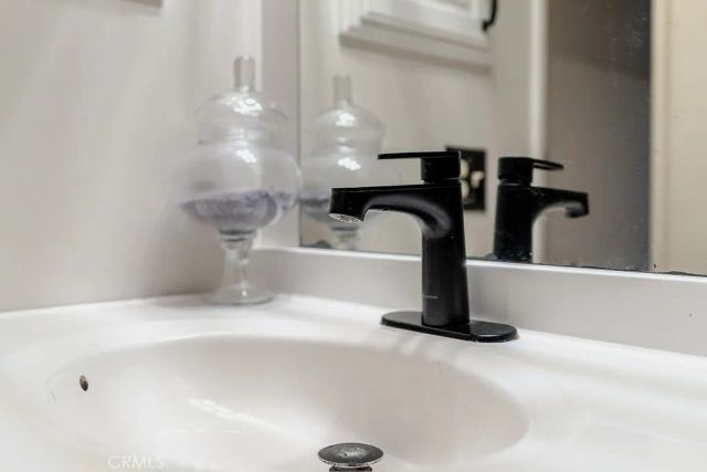 1300 W Menlo 155, Hemet, CA 92543