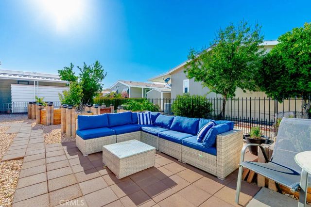 1300 W Menlo 155, Hemet, CA 92543