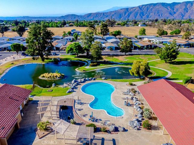 1300 W Menlo 155, Hemet, CA 92543