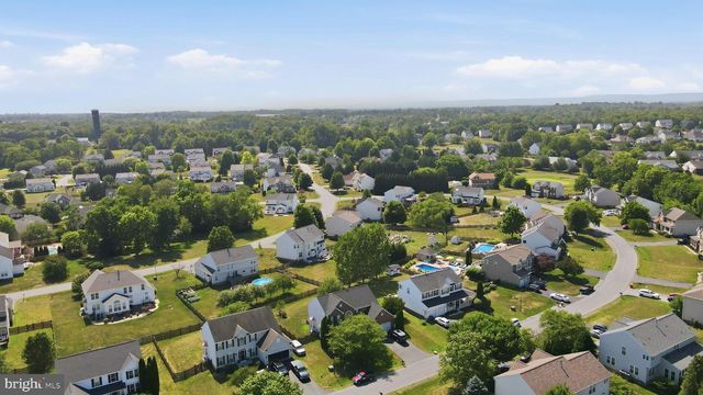 183 PEBBLE BEACH, Charles Town, WV 25414