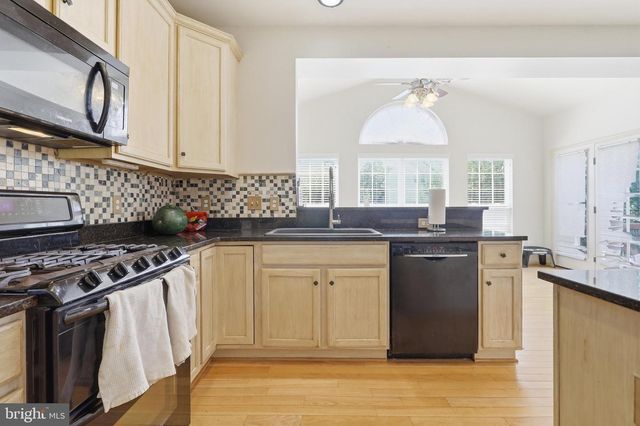 183 PEBBLE BEACH, Charles Town, WV 25414