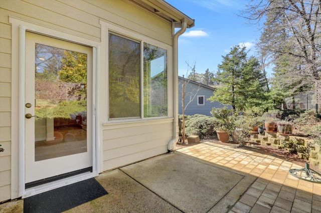 120 Starling Cir, Grass Valley, CA 95945