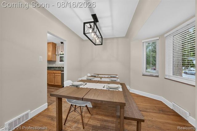310 W Chesterfield Street, Ferndale, MI 48220