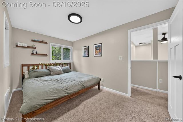 310 W Chesterfield Street, Ferndale, MI 48220