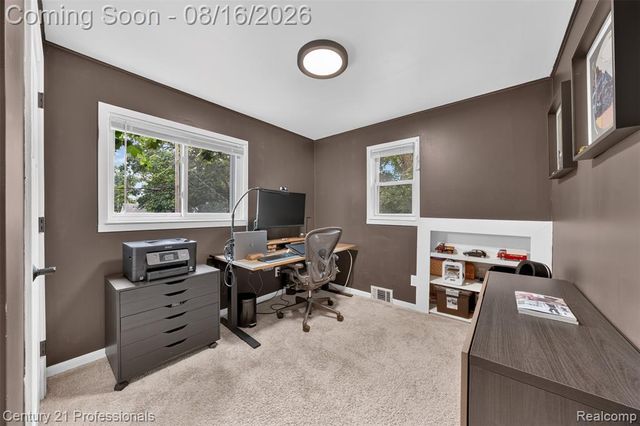 310 W Chesterfield Street, Ferndale, MI 48220