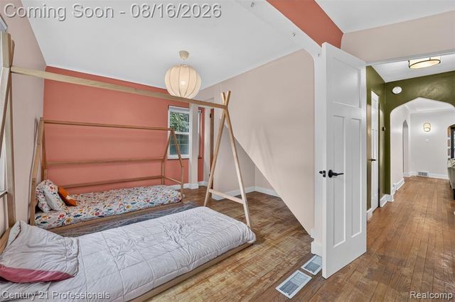 310 W Chesterfield Street, Ferndale, MI 48220