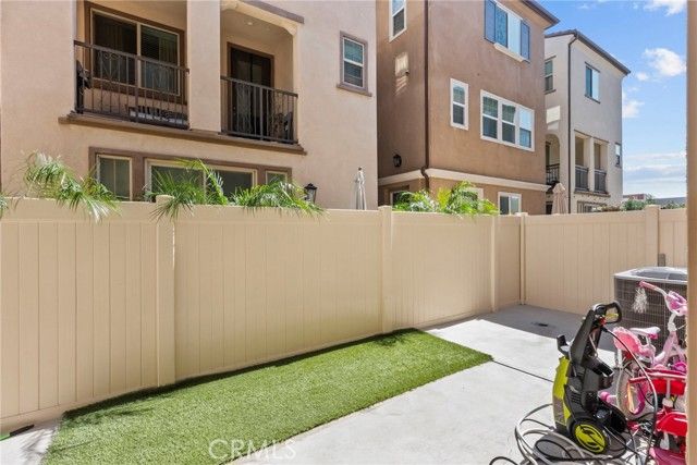 11226 N Alta, San Fernando, CA 91345