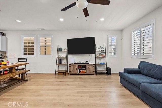 11226 N Alta, San Fernando, CA 91345