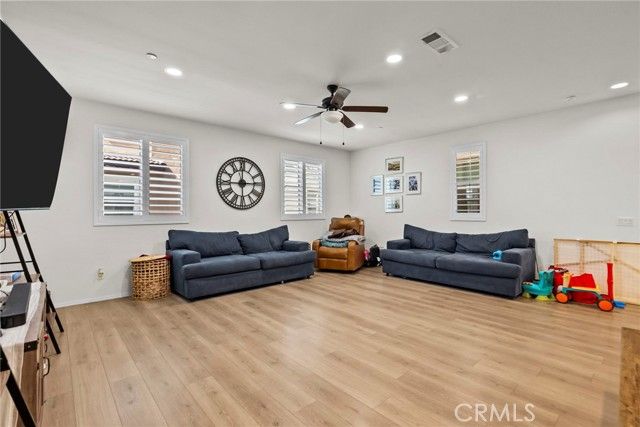 11226 N Alta, San Fernando, CA 91345