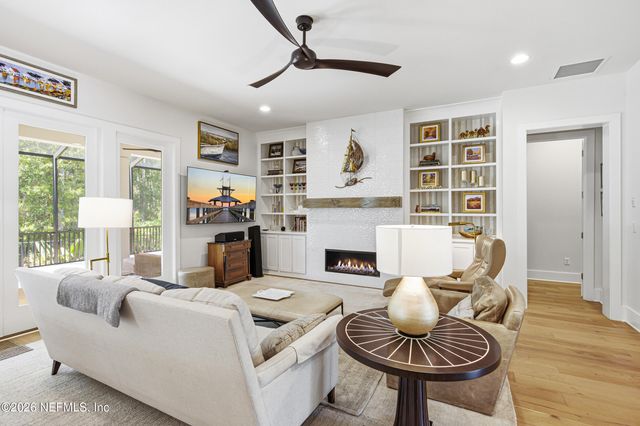 418 SANDY Cove, St. Johns, FL 32259