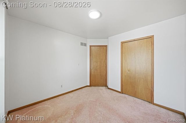 46439 Greenbriar Drive, Chesterfield, MI 48051