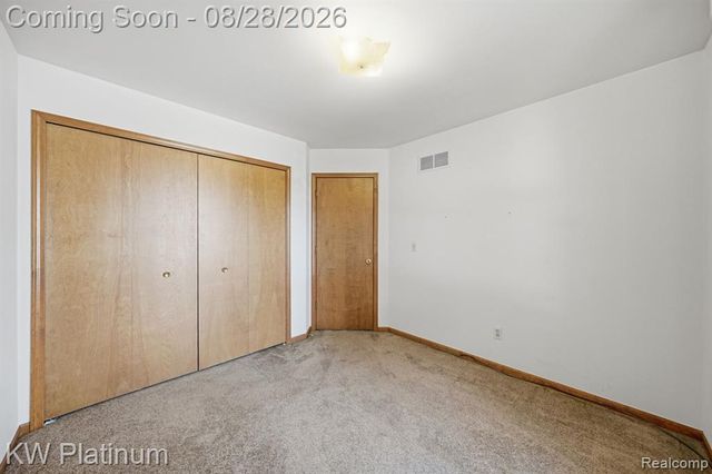 46439 Greenbriar Drive, Chesterfield, MI 48051