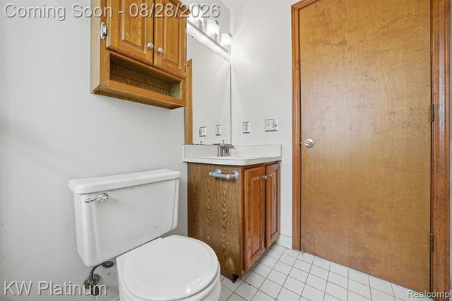 46439 Greenbriar Drive, Chesterfield, MI 48051