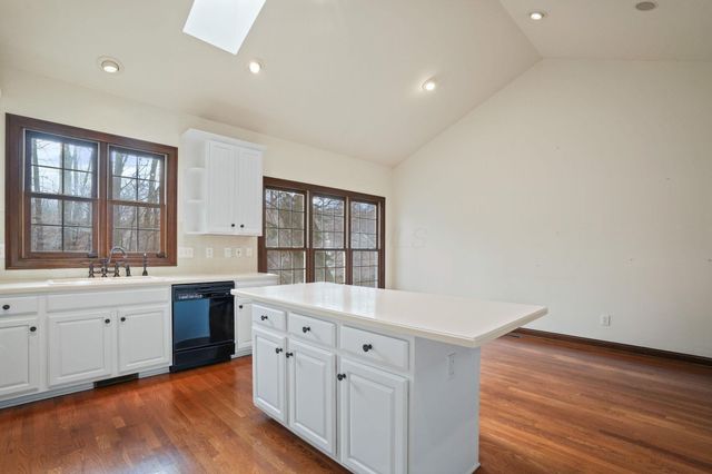 450 Shale Ridge Court, Powell, OH 43065