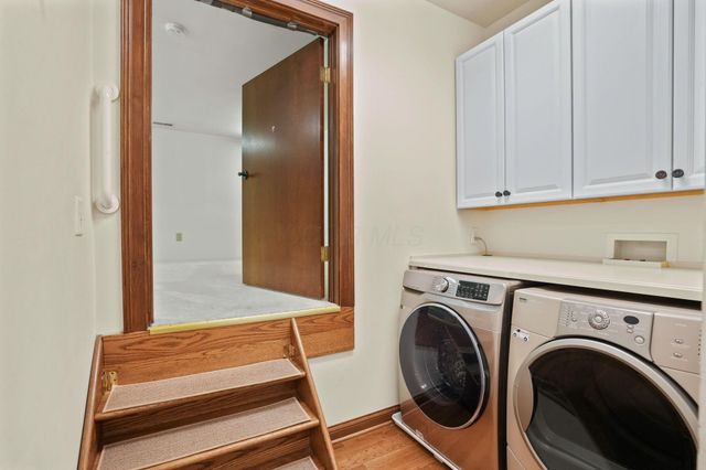 450 Shale Ridge Court, Powell, OH 43065