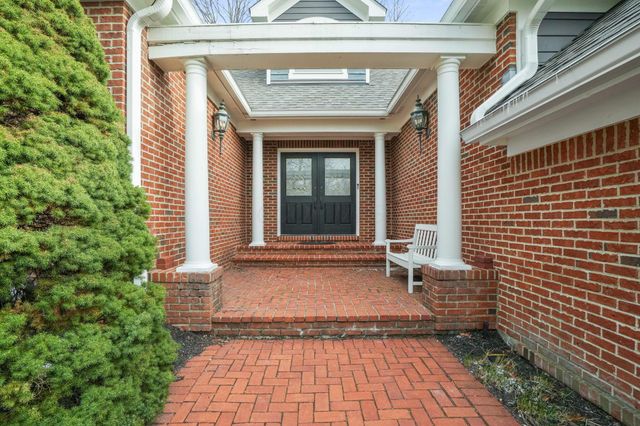 450 Shale Ridge Court, Powell, OH 43065