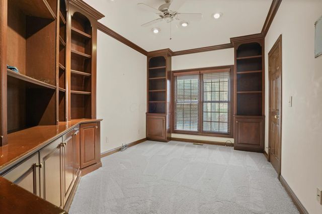 450 Shale Ridge Court, Powell, OH 43065