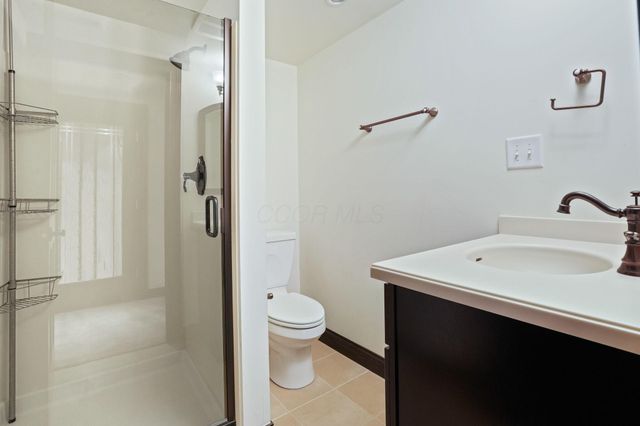 450 Shale Ridge Court, Powell, OH 43065