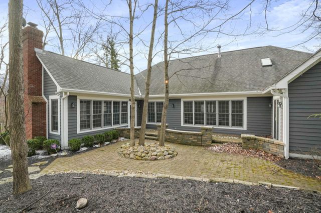 450 Shale Ridge Court, Powell, OH 43065