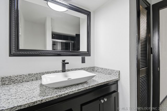 2227 S 83rd East Avenue, Tulsa, OK 74129