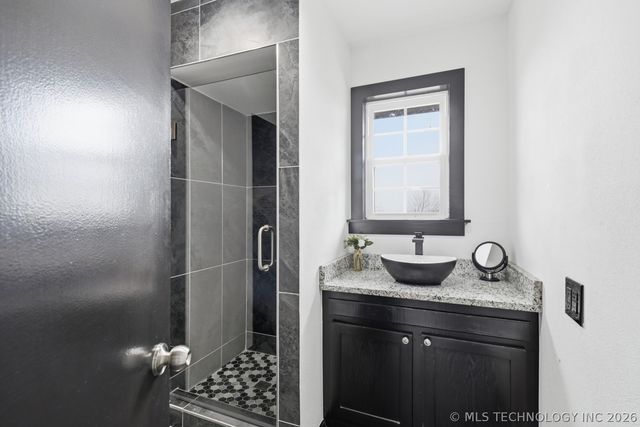 2227 S 83rd East Avenue, Tulsa, OK 74129