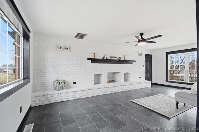 2227 S 83rd East Avenue, Tulsa, OK 74129