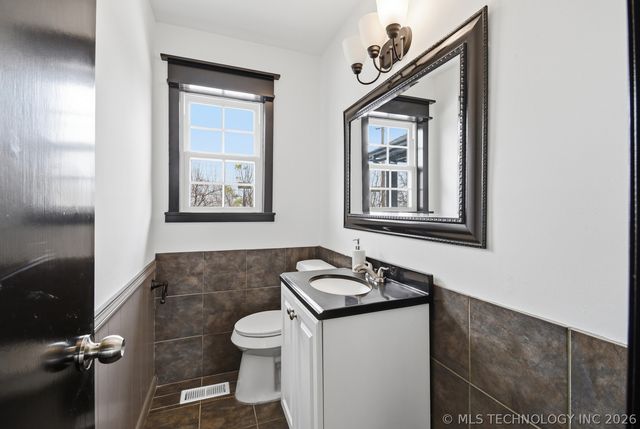 2227 S 83rd East Avenue, Tulsa, OK 74129